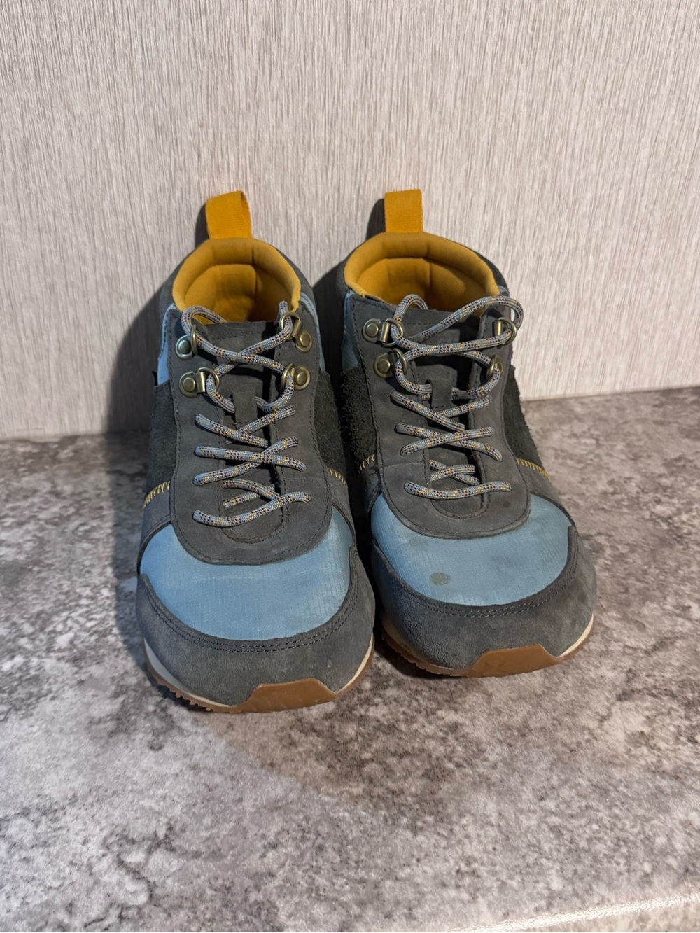 Teva Hiking Women's Lace-Up Boots in Blue, Gray and Yellow Size 9